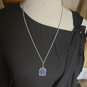 Elegant Silver and Blue Pendant Necklace
